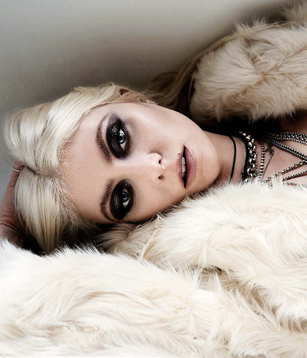 Foto de taylormomsen