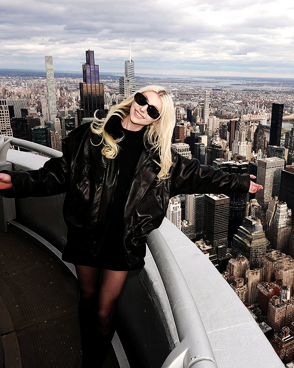 Foto de taylormomsen