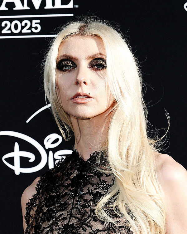 Foto de taylormomsen