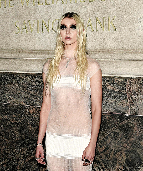 Foto de taylormomsen