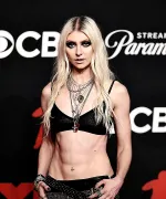 Imagem recente de taylormomsen