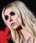 Imagem recente de taylormomsen