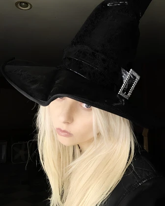 Imagem recente de taylormomsen