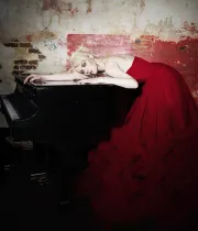 Imagem recente de taylormomsen