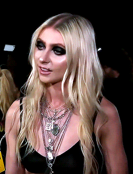 Imagem recente de taylormomsen