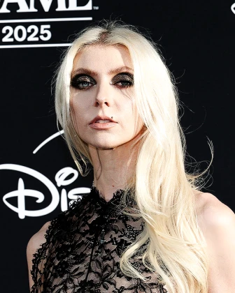 Imagem recente de taylormomsen