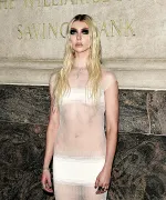 Imagem recente de taylormomsen