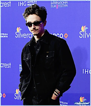 Imagem recente de timotheechalamet