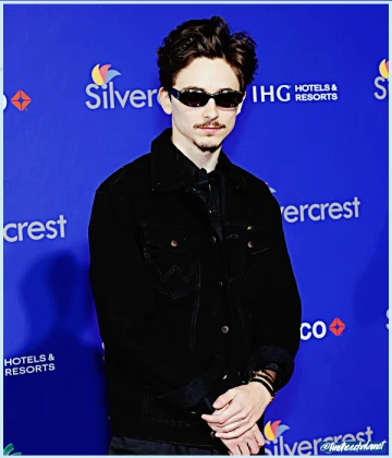 Imagem recente de timotheechalamet