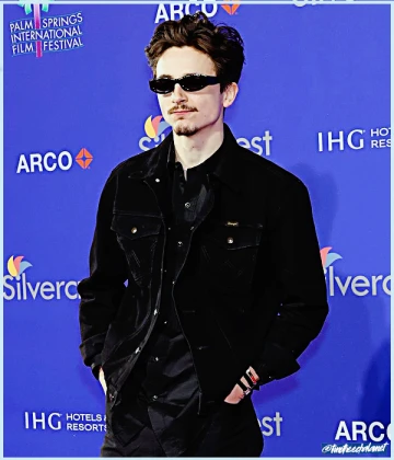 Imagem recente de timotheechalamet