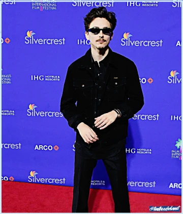 Imagem recente de timotheechalamet