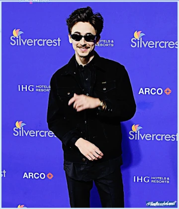 Imagem recente de timotheechalamet