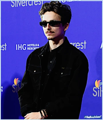 Imagem recente de timotheechalamet