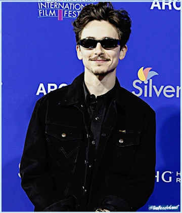 Imagem recente de timotheechalamet