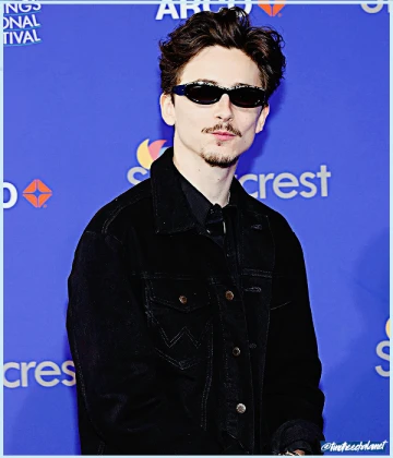 Imagem recente de timotheechalamet