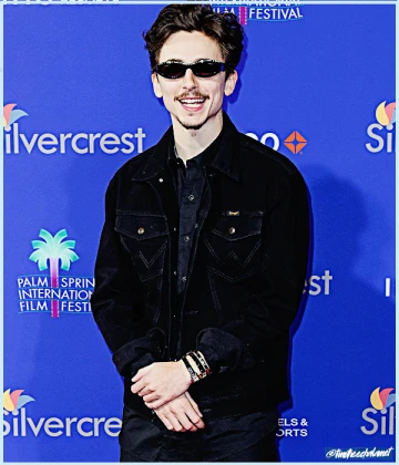 Imagem recente de timotheechalamet