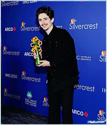Imagem recente de timotheechalamet