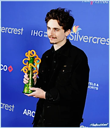 Imagem recente de timotheechalamet