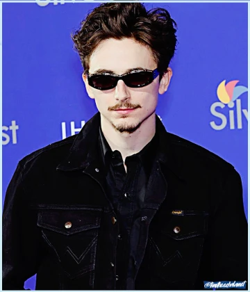 Imagem recente de timotheechalamet