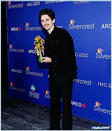 Imagem recente de timotheechalamet