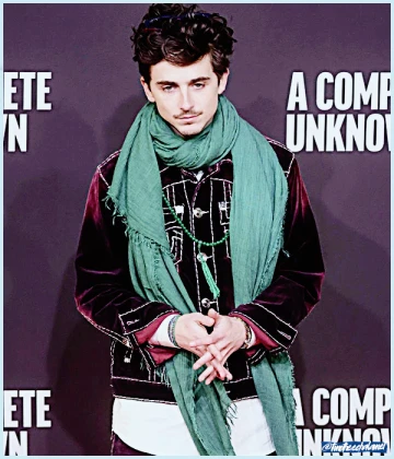 Imagem recente de timotheechalamet