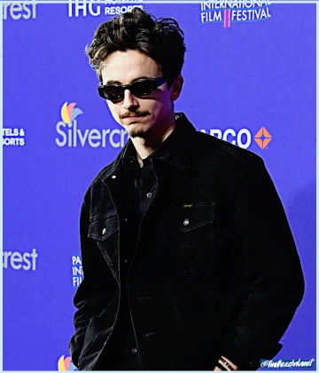 Imagem recente de timotheechalamet