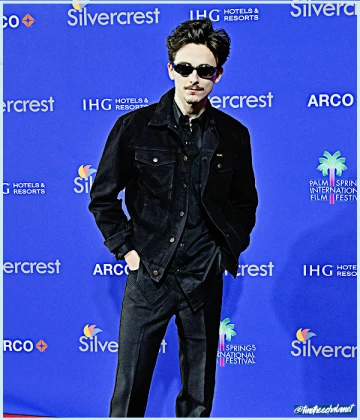 Imagem recente de timotheechalamet