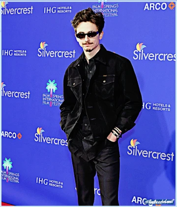 Imagem recente de timotheechalamet