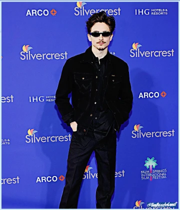 Imagem recente de timotheechalamet