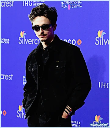 Imagem recente de timotheechalamet