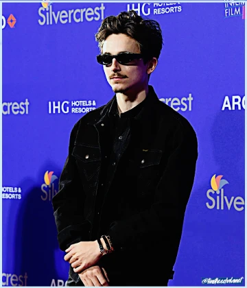 Imagem recente de timotheechalamet