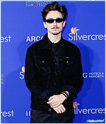 Imagem recente de timotheechalamet