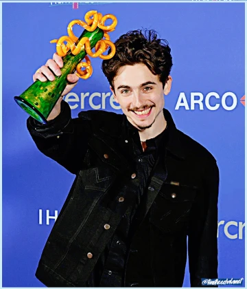 Imagem recente de timotheechalamet