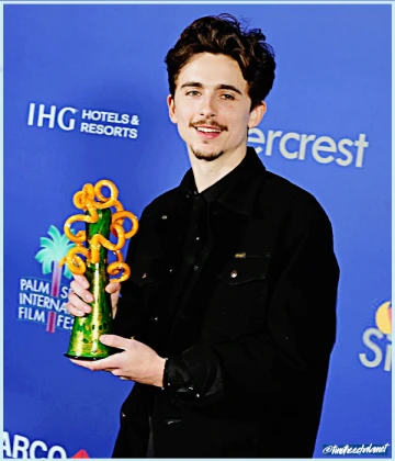 Imagem recente de timotheechalamet