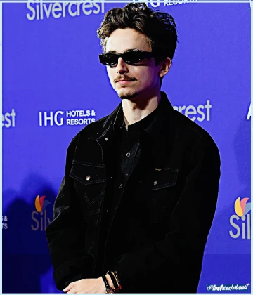 Imagem recente de timotheechalamet