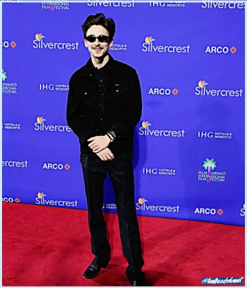 Imagem recente de timotheechalamet