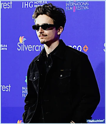 Imagem recente de timotheechalamet