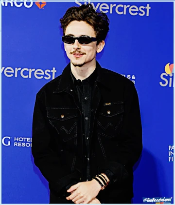 Imagem recente de timotheechalamet