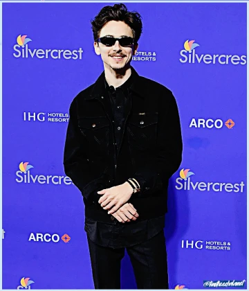 Imagem recente de timotheechalamet