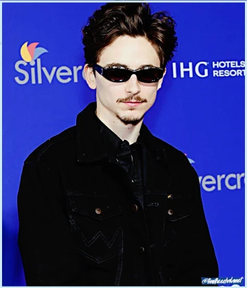 Imagem recente de timotheechalamet