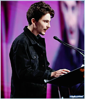 Imagem recente de timotheechalamet