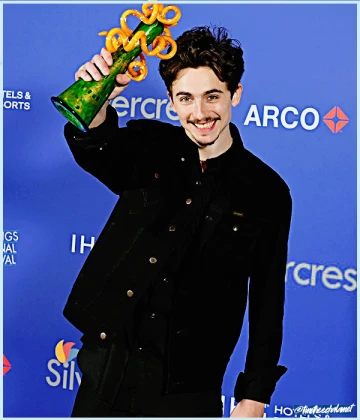 Imagem recente de timotheechalamet