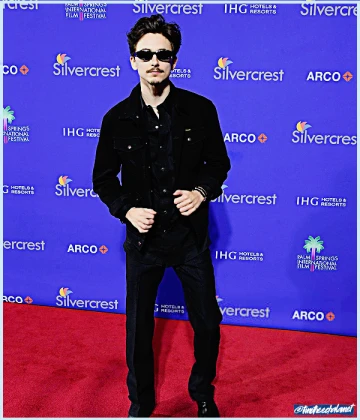 Imagem recente de timotheechalamet