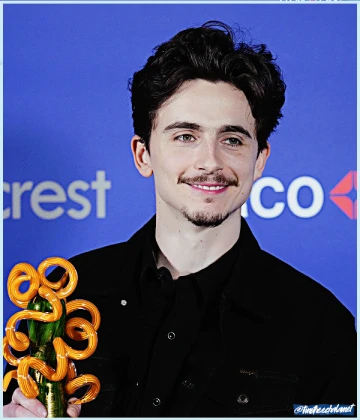 Imagem recente de timotheechalamet