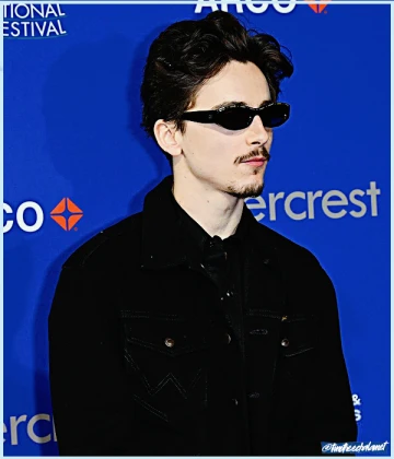 Imagem recente de timotheechalamet