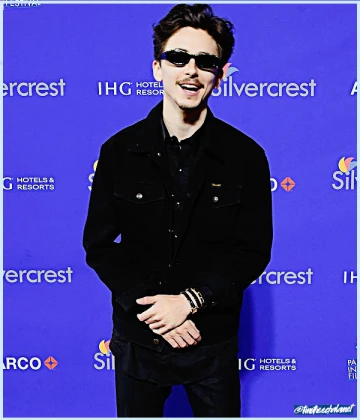 Imagem recente de timotheechalamet