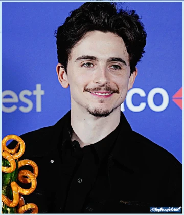 Imagem recente de timotheechalamet