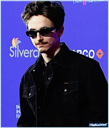 Imagem recente de timotheechalamet