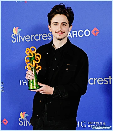 Imagem recente de timotheechalamet