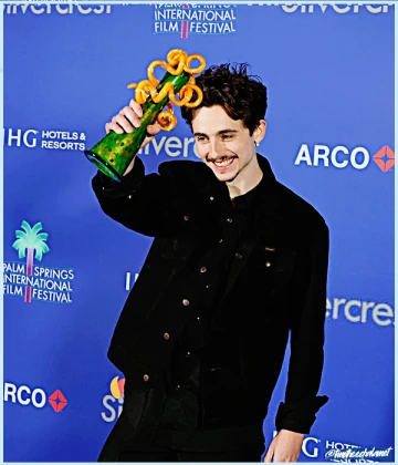 Imagem recente de timotheechalamet